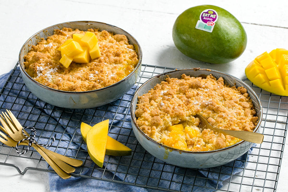 Mango crumble