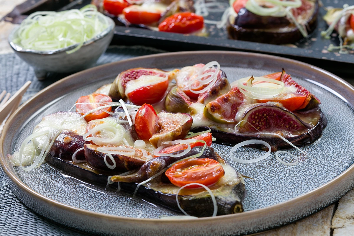 Grilled aubergine and figs